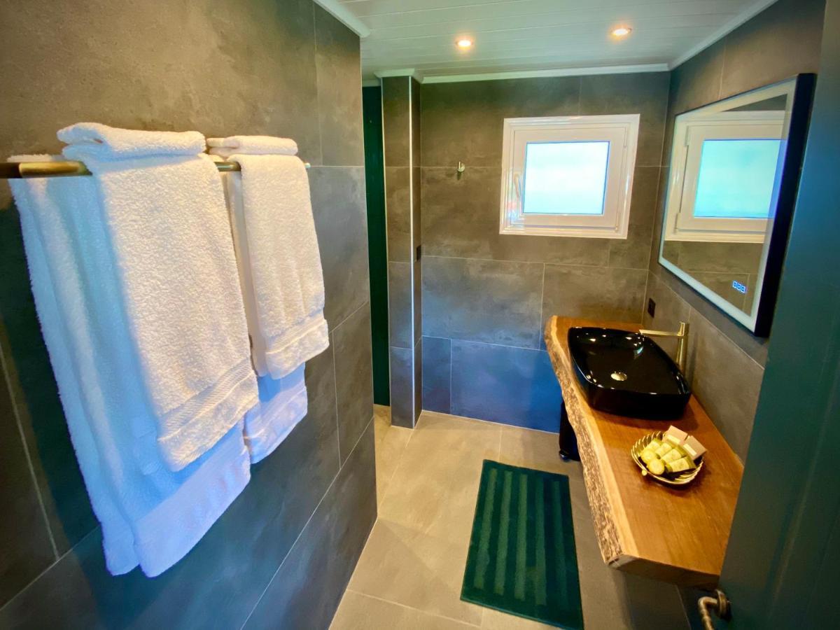 Villa Hylas Luxury Bed & Breakfast Kilada מראה חיצוני תמונה