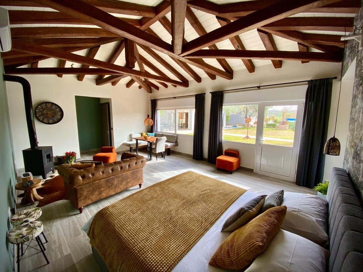 Villa Hylas Luxury Bed & Breakfast Kilada מראה חיצוני תמונה