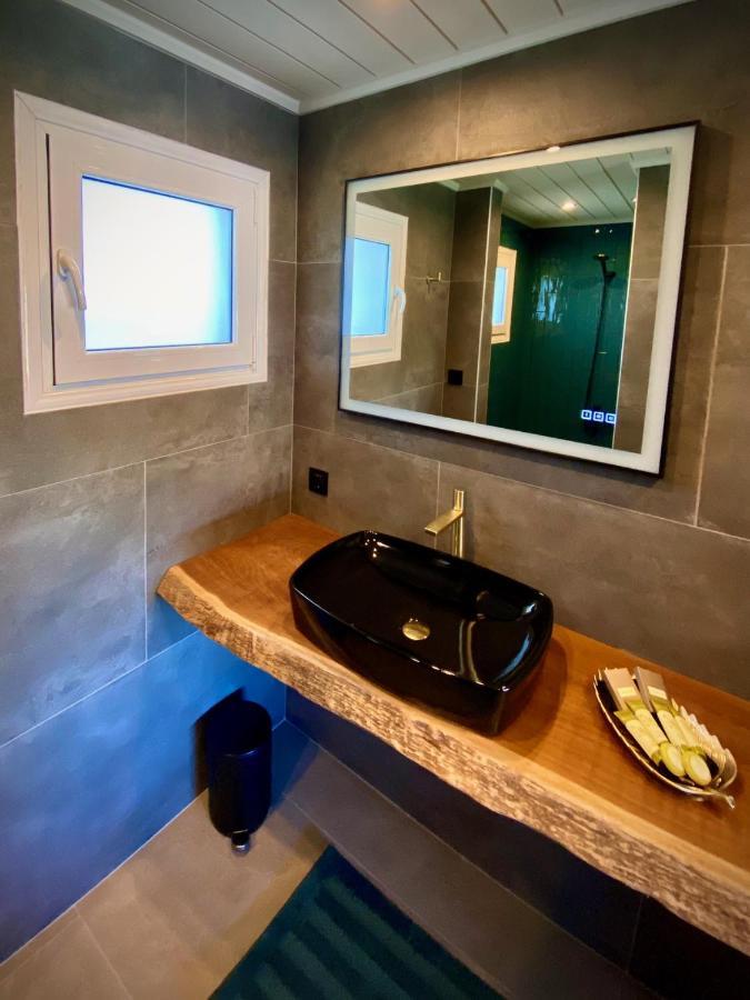 Villa Hylas Luxury Bed & Breakfast Kilada מראה חיצוני תמונה