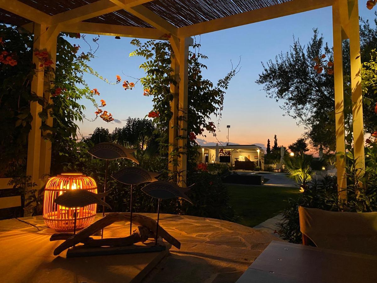 Villa Hylas Luxury Bed & Breakfast Kilada מראה חיצוני תמונה